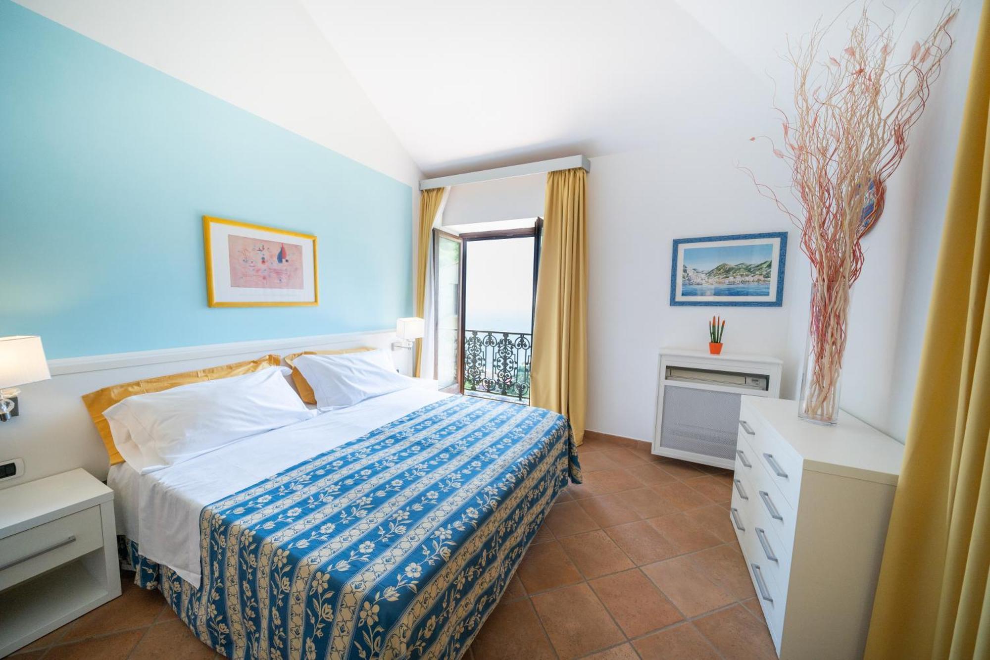 Limoneto Di Ercole Apartment Maiori Bagian luar foto