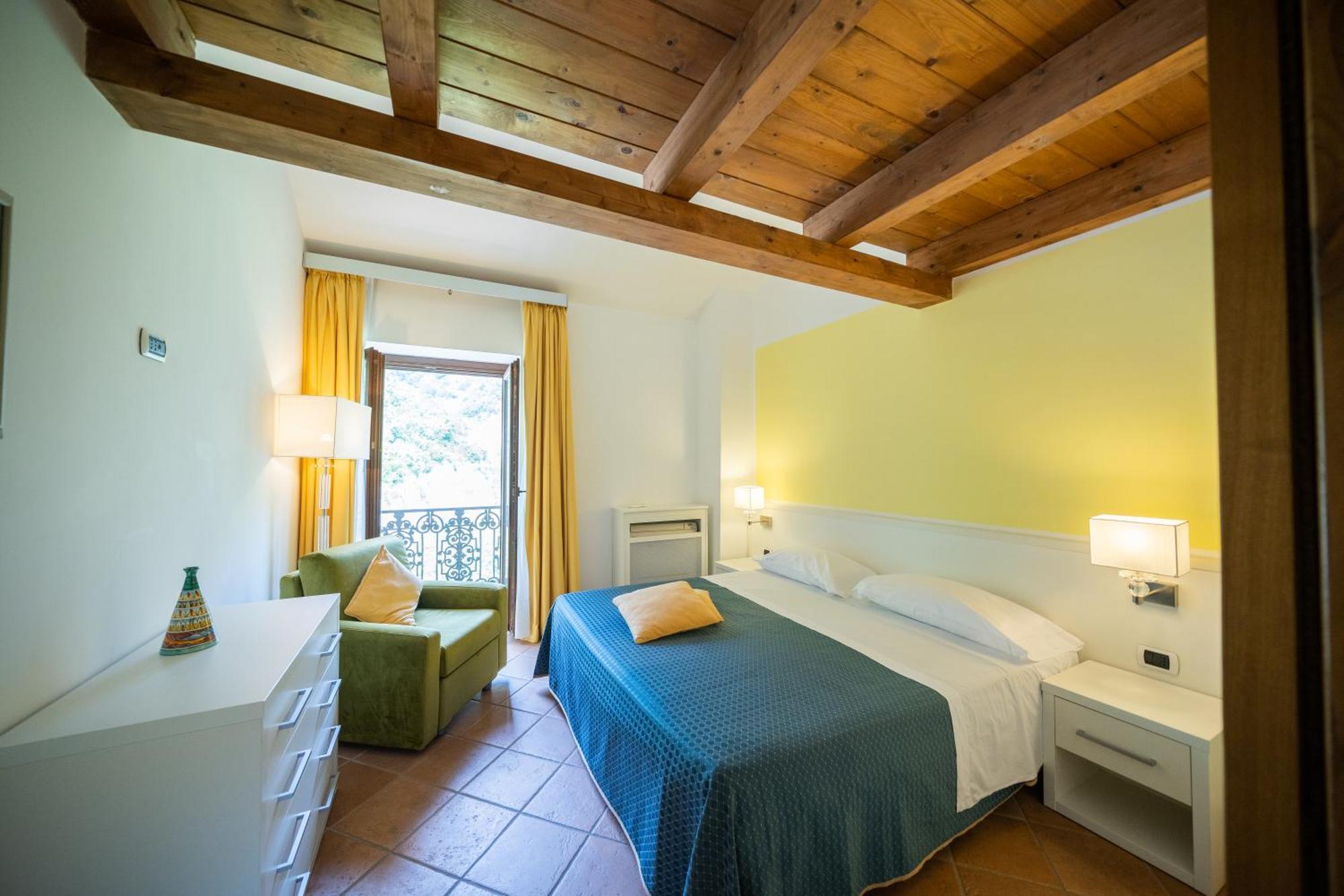 Limoneto Di Ercole Apartment Maiori Bagian luar foto